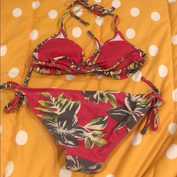 Target Xhilaration PINK/GREEN TROPICAL PRINT BIKINI, small. - Picture 2 of 2